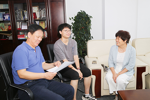 5 程鸿鹏——苑向者-1.jpg 5 程鸿鹏——苑向者-1.jpg