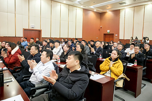 微信图片_20241128170035-1.jpg 微信图片_20241128170035-1.jpg