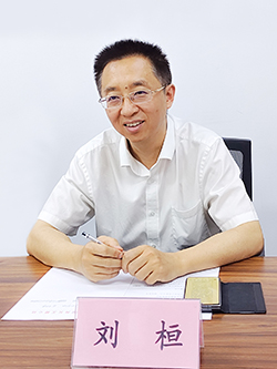 42652a415-1.jpg