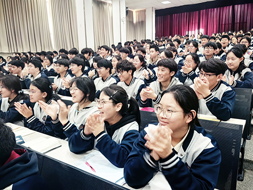 0349bf9dbbd829b005457d753ae3167.jpg 0349bf9dbbd829b005457d753ae3167.jpg